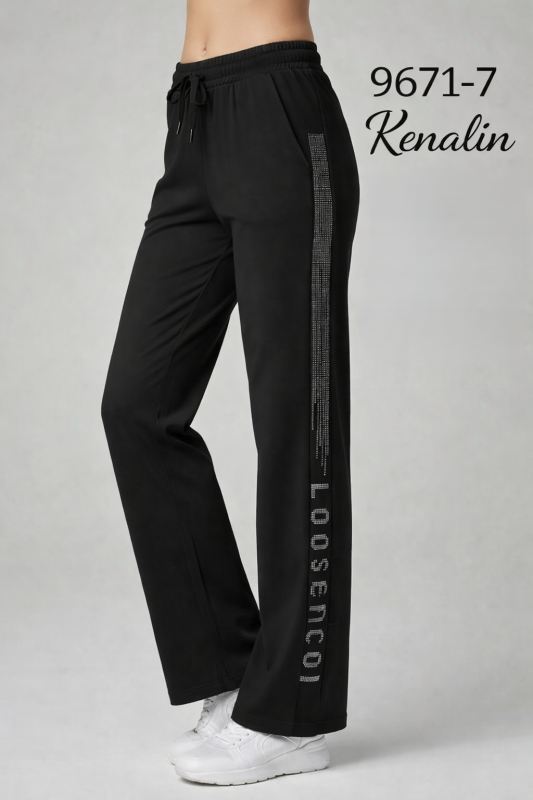 Прогулянкові штани "KENALIN" 9671-7 з прямим низом, верх на резинці +з боків лампаси та напис з камінчиків +спереду з боків кишені, р. 2XL/3XL-(46-50), 3XL/4XL-(48-52), 4XL/5XL-(50-54), 5XL/6XL-(52-56) -(чорні) -уп. 1 шт