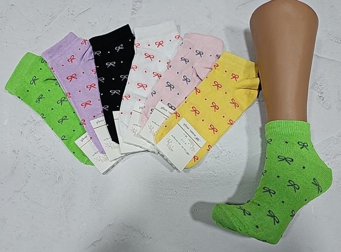 Шкарпетки Житомир "КОІ-Жіноча колекція" 120-02 стрейч жіночі, р. 36-41 -асорті -(Короткі /кольорові в дрібні бантики по всій шкарпетці) -уп. 12 шт