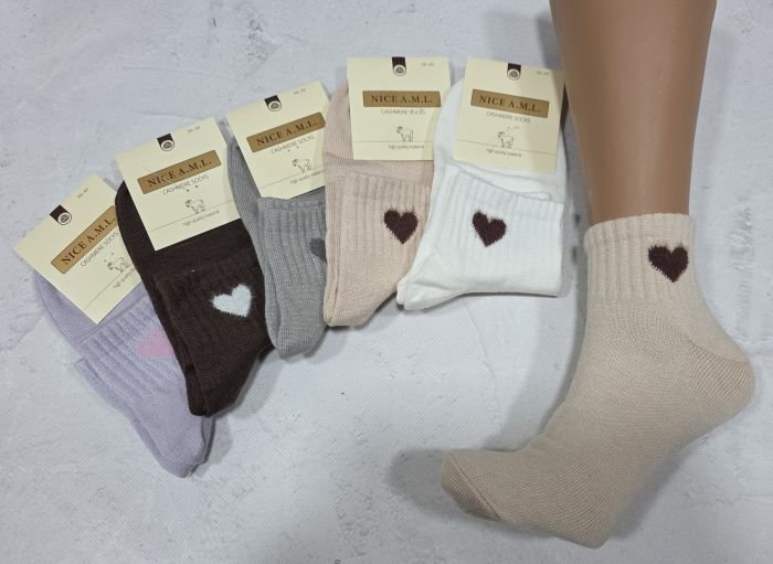Шкарпетки "NICE A.M.L." 800 кашемірові жіночі, р. 36-40 -асорті -(Кашемір -укорочені /однотонні +пухнасте серце на середній гумці в рубчик) -уп. 10 шт