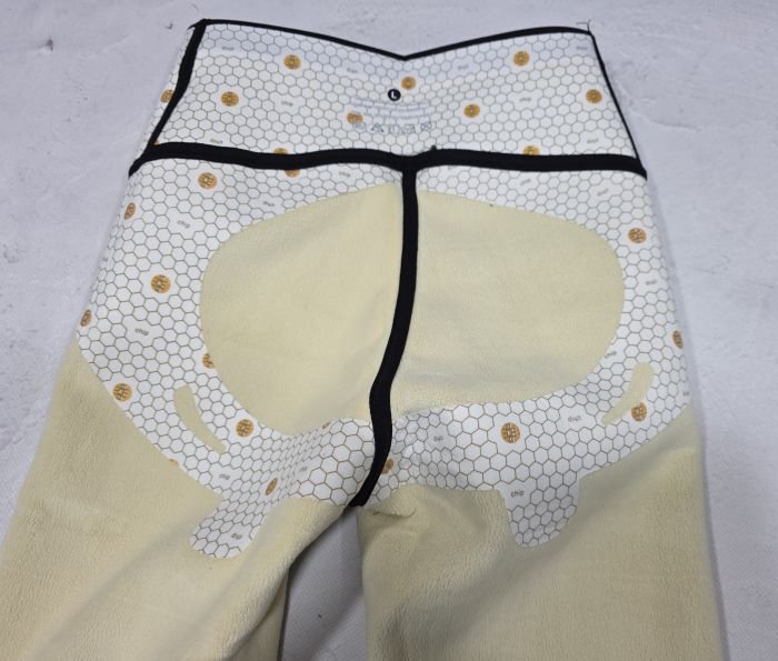 Лосини "Ластівка" А-751-2 еластичні на збитому хутрі +спереду та ззаду з мембраною +з широким поясом утяжкою +з підтяжкою живота та сідниць з пуш-ап ефектом (Push-up), р-р на ОБ - L-(85-93), XL-(93-102), 2XL-(102-110) -(чорні)