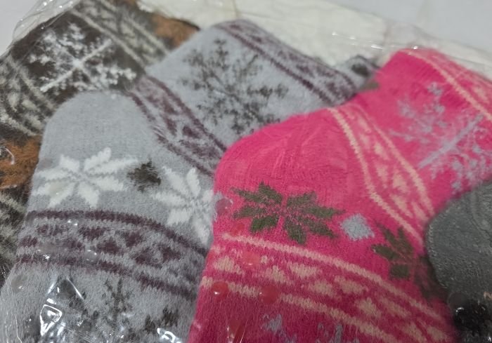 Шкарпетки-валянки "КОРОНА" В-200-62 термо домашні на товстому хутрі з вовною (норка) та з гальмами на підошві жіночі, р. 37-41 -асорті -(Орнамент +сніжинки) -уп 12 шт