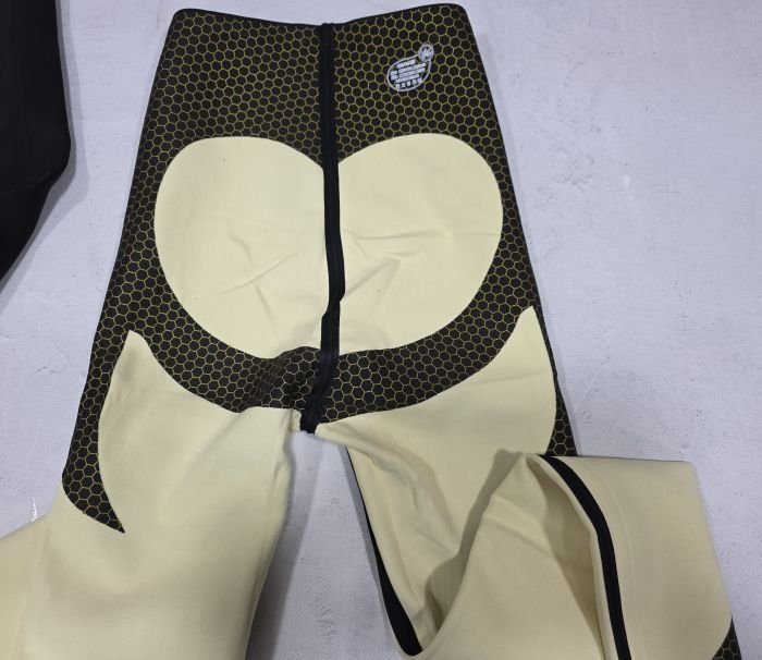 Лосини "Clover" В-9976 еластичні на збитому флісі з коригуючою мембраною та тейпами +з підтяжкою живота та сідниць +з пуш-ап ефектом (Push-up), р. S-(42-44), M-(44-46), L-(46-48), XL-(48-50) -чорні