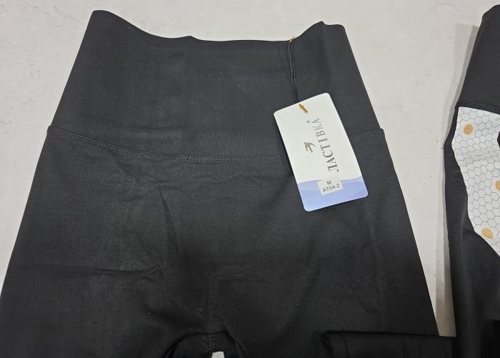 Лосини "Ластівка" А-704-2 демі гладкі з коригуючими тейпами, з широким поясом утяжкою +з підтяжкою живота та сідниць з пуш-ап ефектом (Push-up), р. М-(42-46), L-(44-48), XL-(46-50) -(чорні)