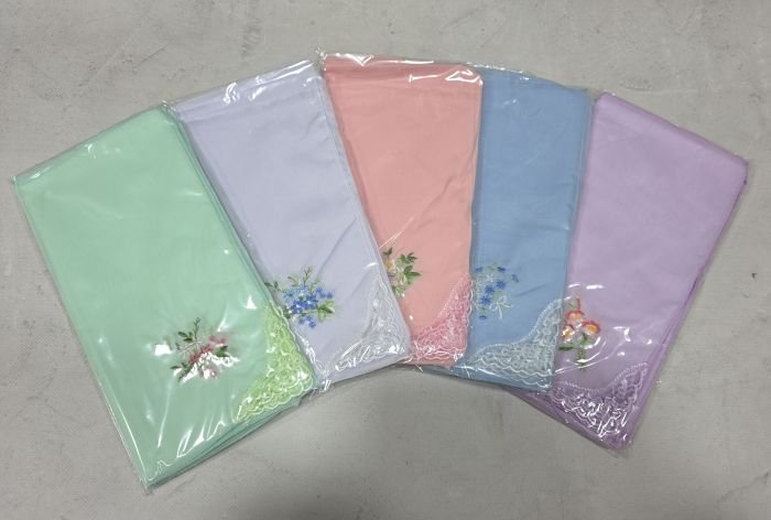 Носова хустка жіноча 028 cotton р. 30*29 -уп. 10шт -(випадковий колір в упаковці -без вибору забарвлення!)