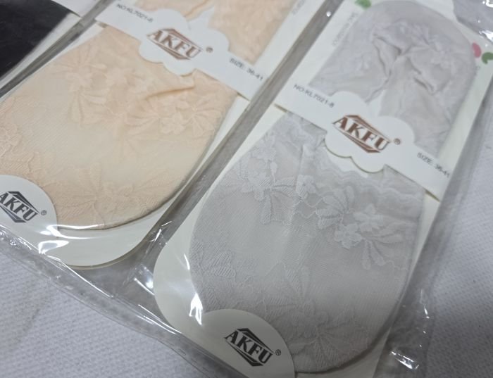 Шкарпетки-сліди "Akfu" KL-7021-8 жіночі нейлонові з бавовняною підошвою +всередині з силіконовою смужкою, р. 36-41 -асорті -(Однотонні + з квітковим візерунком на сітці) -уп. 10 шт