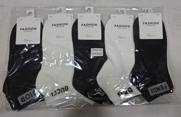 Шкарпетки Туреччина "FASHION" F-020 стрейч /cotton жіночі, р. 36-41 -асорті -(Укорочені -чорні та білі +чорні та білі +збоку на гумці вставка з камінчиків з різними написами) -уп. 10 шт