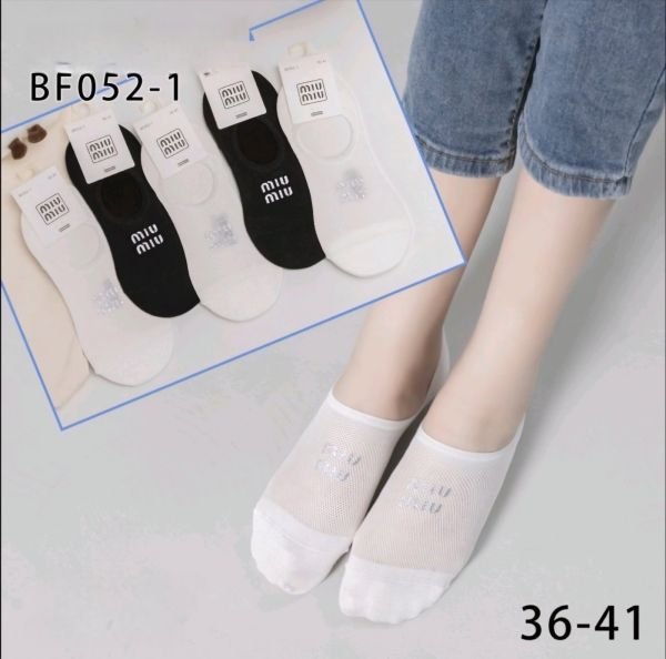 Шкарпетки-сліди "Корона /miu.." ВF-052-1 сітка із силіконом на п'яті жіночі, р. 36-41 -асорті -(Сіточка /чорні та білі +спереду сріблястий напис miu...) -уп. 10 шт