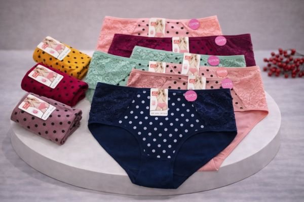 Жіночі труси "UO KАN" А-010 cotton, р. 3ХL, 4ХL, 5ХL -(50, 52, 54) -асорті -(Однотонні в рубчик +спереду великий горох +з боків мереживо) -уп. 12 шт