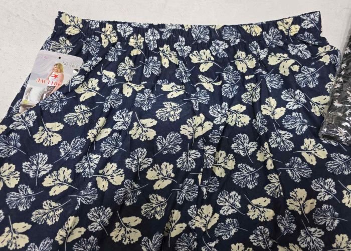 Лосини-султанки "Ластівка" 2806 "холодок" з легкої шовковистої тканини +з боків кишені, низ на манжеті, р. 8XL-10XL -(52-56) -(без вибору забарвлення!!!)