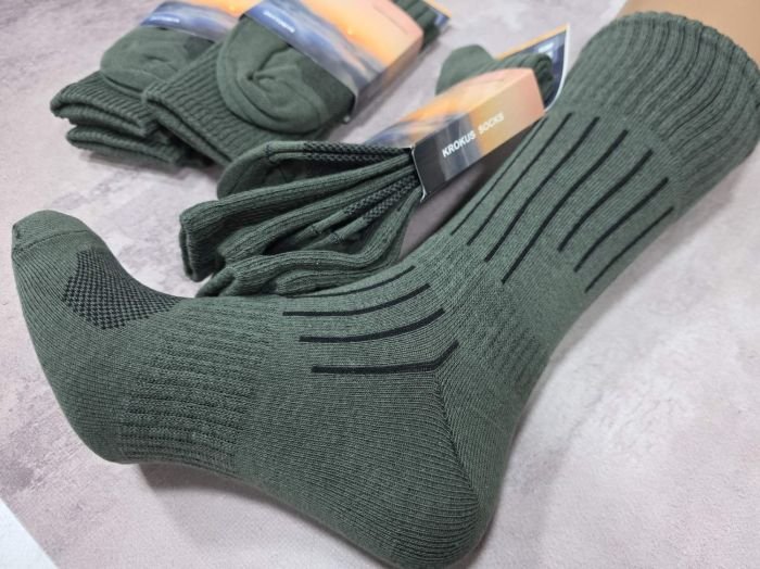 Шкарпетки Житомир "Krokus" 999 стрейч "Трекінгові /під берці" чоловічі, р. 40-45 -(Хакі /трекінг -стрейч) -уп. 12 пар =(в уп. 6 шт планшеток у якій по 2 пари шкарпеток)